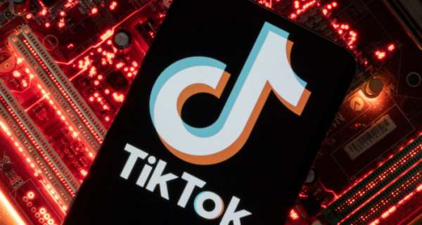 White House Orders TikTok Purge from Government Devices