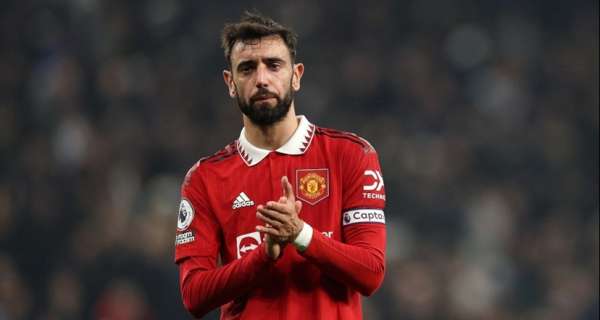 Ten Hag hails 'inspirational' Man Utd captain Fernandes