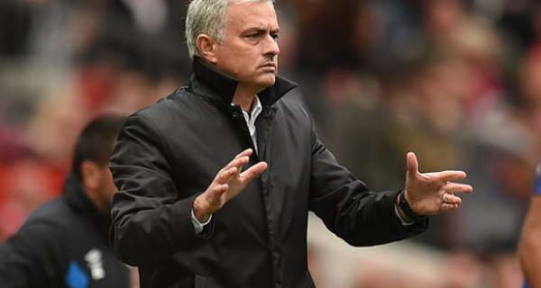 Saudi offer Mourinho more than £100m to coach team