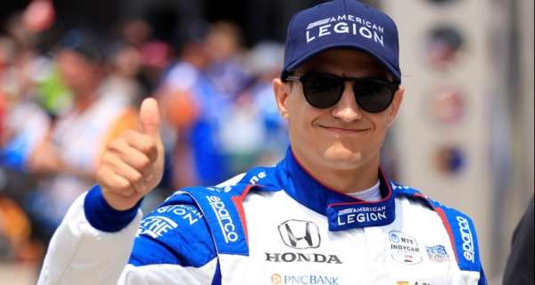 Alex Palou wins Indy 500 pole with record speed