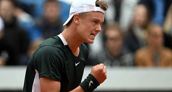 Italian Open: Again, 20-year-old Rune knocks out frustrated Djokovic